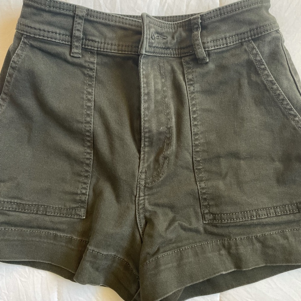 H&M shorts